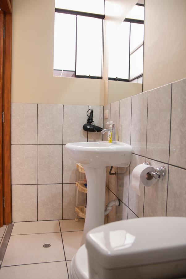 B&B Valcava Урубамба Екстериор снимка